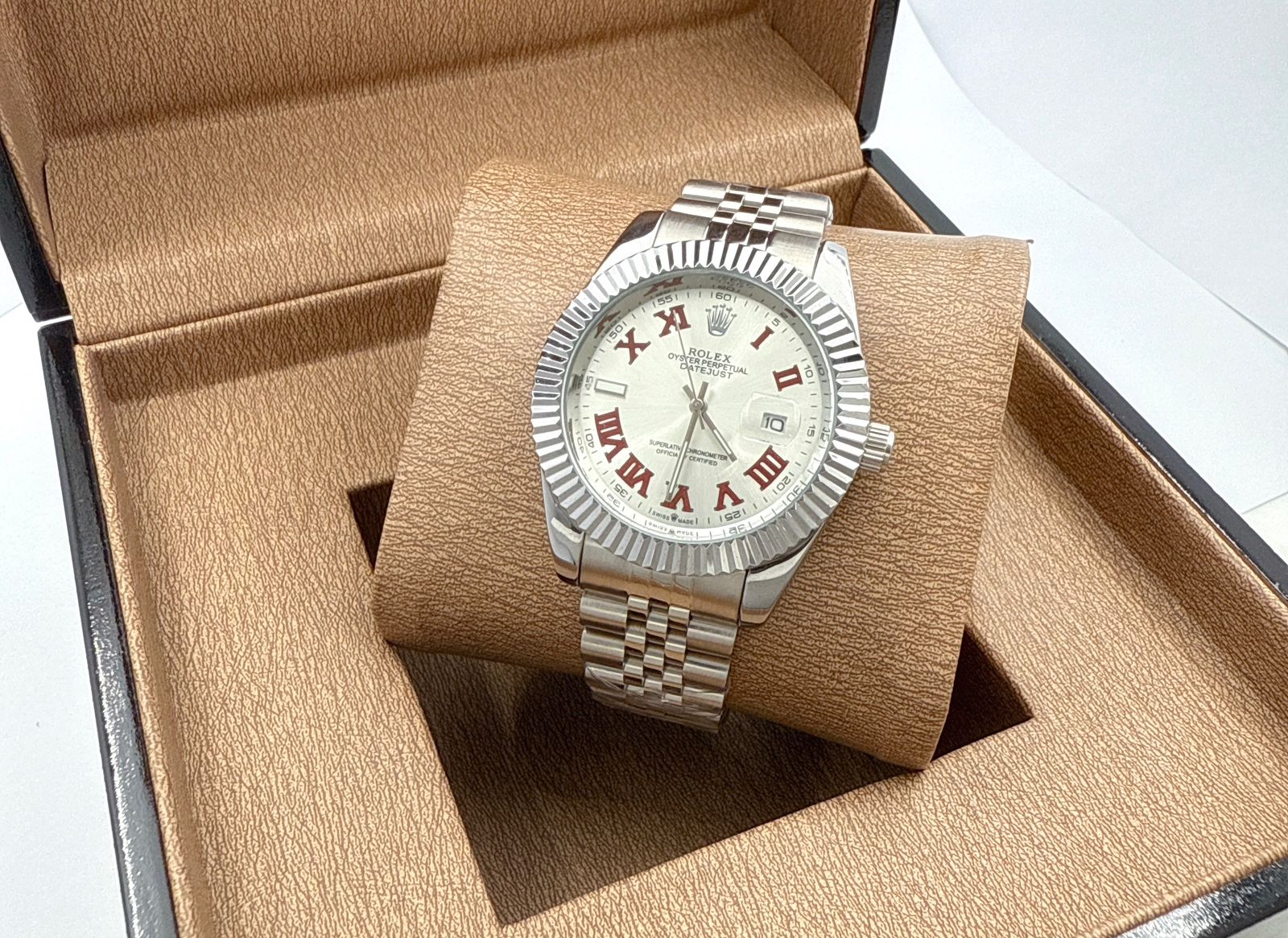 Rolex Date-Just “White Gold & Red”